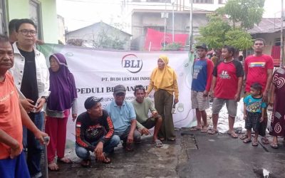 Penyaluran Bantuan untuk Korban Kebakaran Di Manado